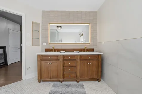 420 Chara Court Bartlett IL 60103