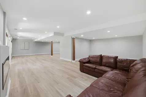 420 Chara Court Bartlett IL 60103