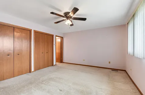 891 Young Street Lemont IL 60439