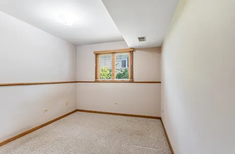 891 Young Street Lemont IL 60439