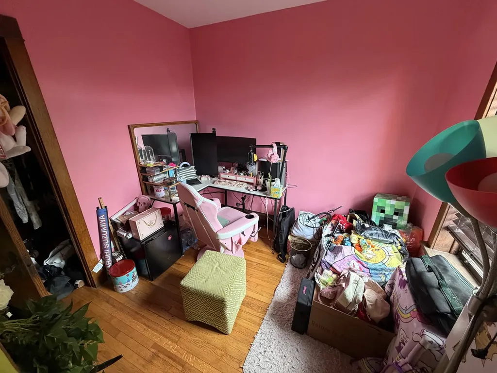 4136 West Cornelia Avenue Chicago IL 60641
