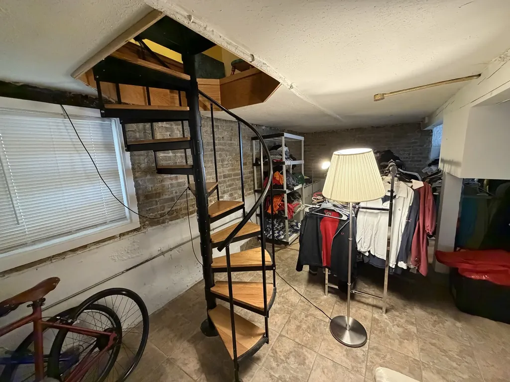 4136 West Cornelia Avenue Chicago IL 60641