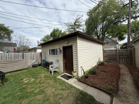 4136 West Cornelia Avenue Chicago IL 60641