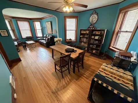 4136 West Cornelia Avenue Chicago IL 60641