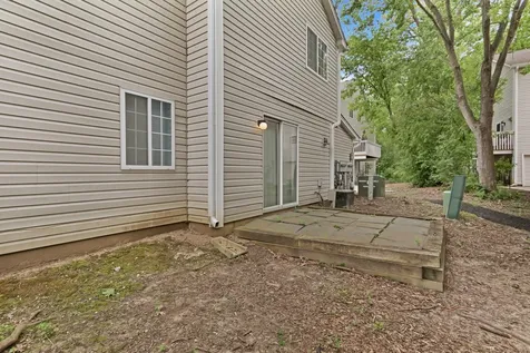 274 West Treehouse Lane Round Lake IL 60073