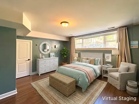 2315 West Rosemont Avenue Chicago IL 60659