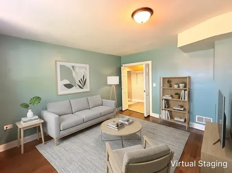 2315 West Rosemont Avenue Chicago IL 60659