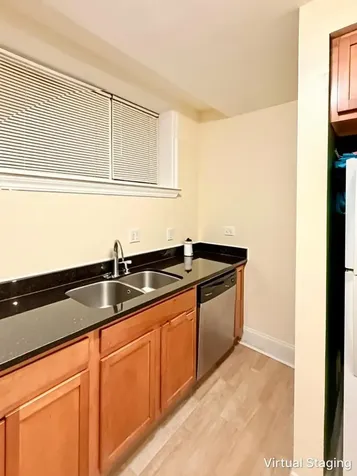 2315 West Rosemont Avenue Chicago IL 60659