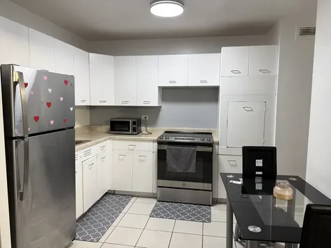 6301 North Sheridan Road Chicago IL 60660