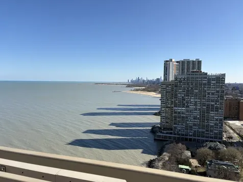 6301 North Sheridan Road Chicago IL 60660