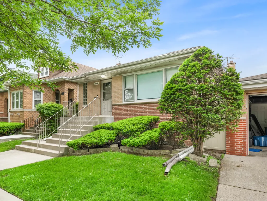 3860 North Oketo Avenue Chicago IL 60634