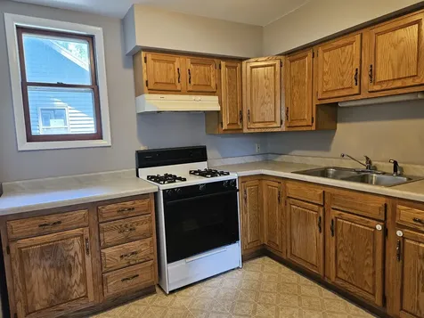 44 1/2 North Market Street Momence IL 60954