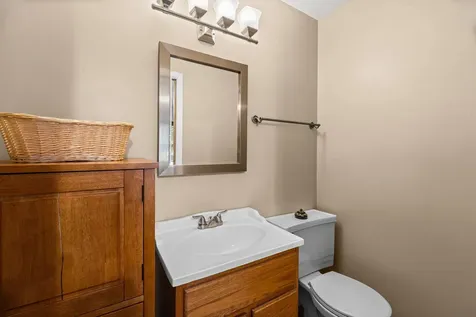 931 North Fernandez Avenue Arlington Heights IL 60004