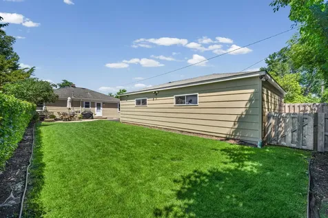 931 North Fernandez Avenue Arlington Heights IL 60004