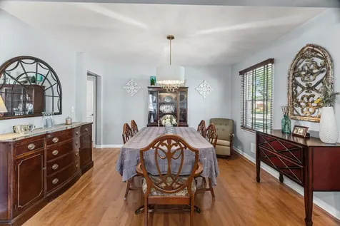 931 North Fernandez Avenue Arlington Heights IL 60004