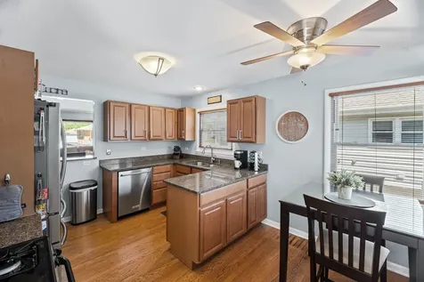 931 North Fernandez Avenue Arlington Heights IL 60004