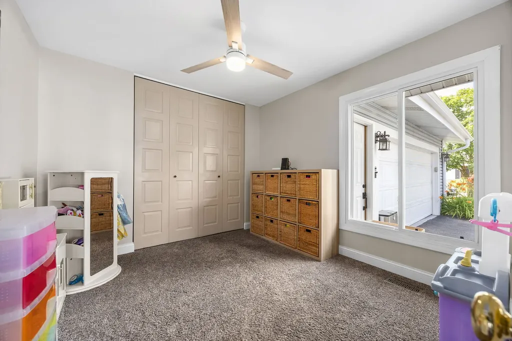230 Plymouth Lane Bolingbrook IL 60440