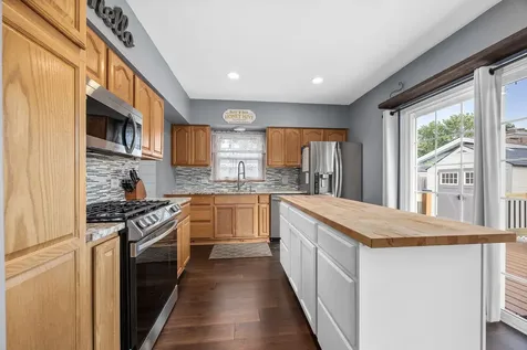 230 Plymouth Lane Bolingbrook IL 60440