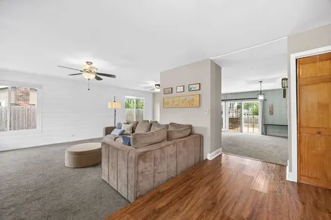 230 Plymouth Lane Bolingbrook IL 60440