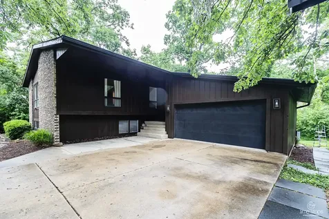 3130 Scenicwood Lane Woodridge IL 60517