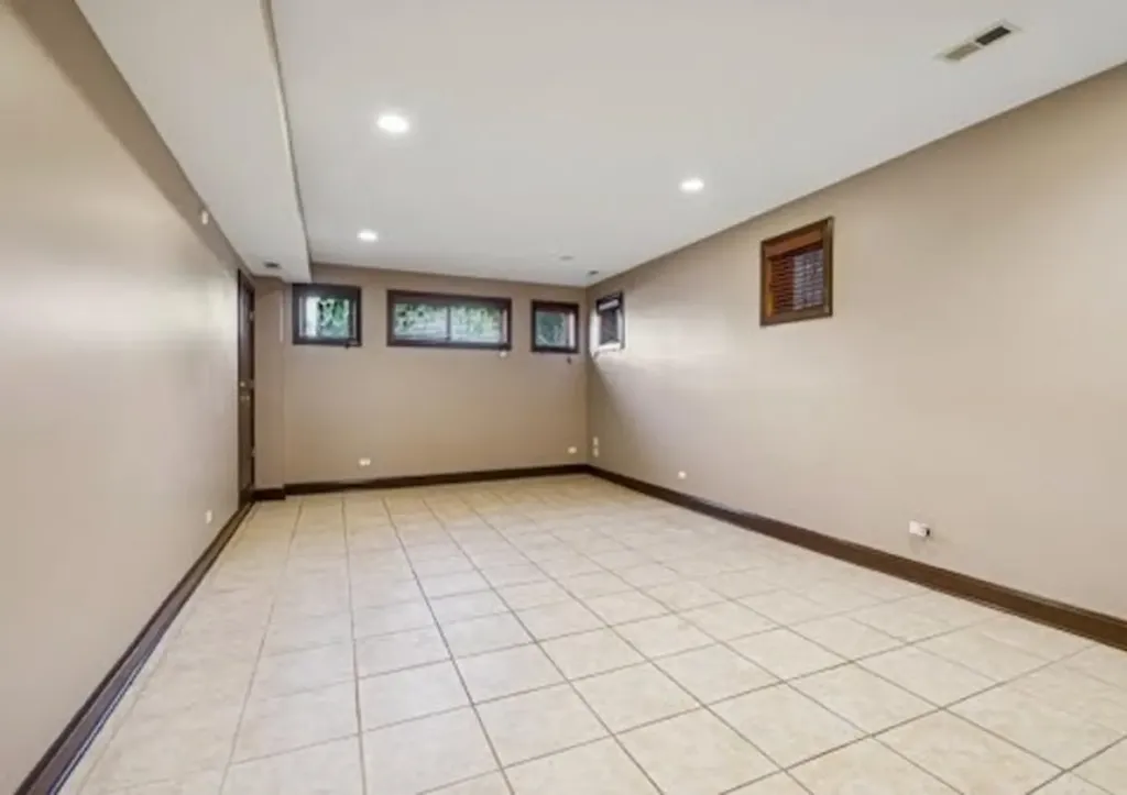 6328 South Drexel Avenue Chicago IL 60637