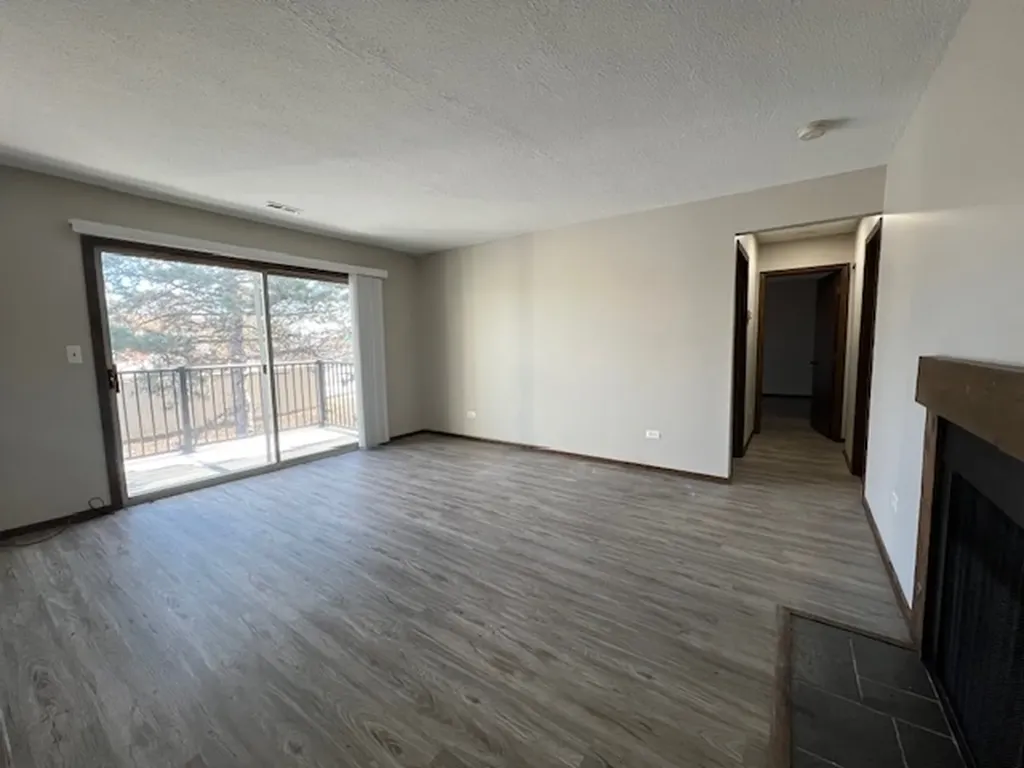 7030 Barrington Court Woodridge IL 60517
