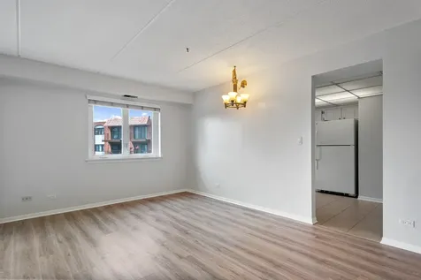 2066 Saint Johns Avenue Highland Park IL 60035