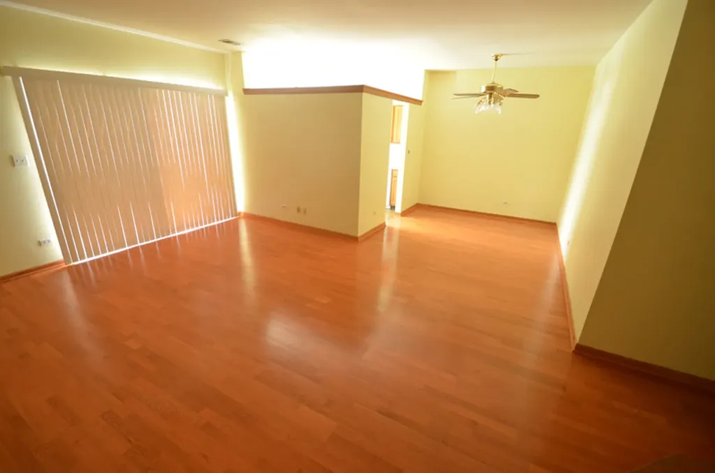 1661 Commodore Court Schaumburg IL 60193