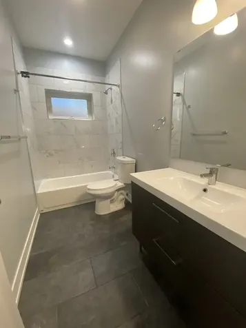 4851 North Central Avenue Chicago IL 60630