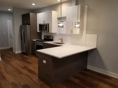 4851 North Central Avenue Chicago IL 60630