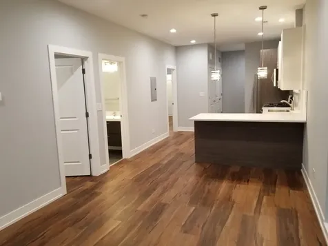 4851 North Central Avenue Chicago IL 60630