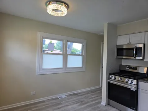 70 North Idlewild Avenue Mundelein IL 60060