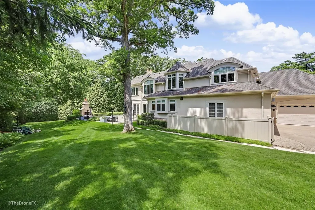 12 Carlisle Drive Oak Brook IL 60523