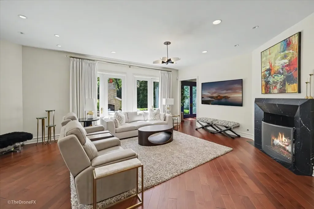 12 Carlisle Drive Oak Brook IL 60523