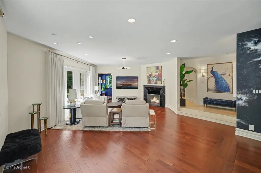 12 Carlisle Drive Oak Brook IL 60523