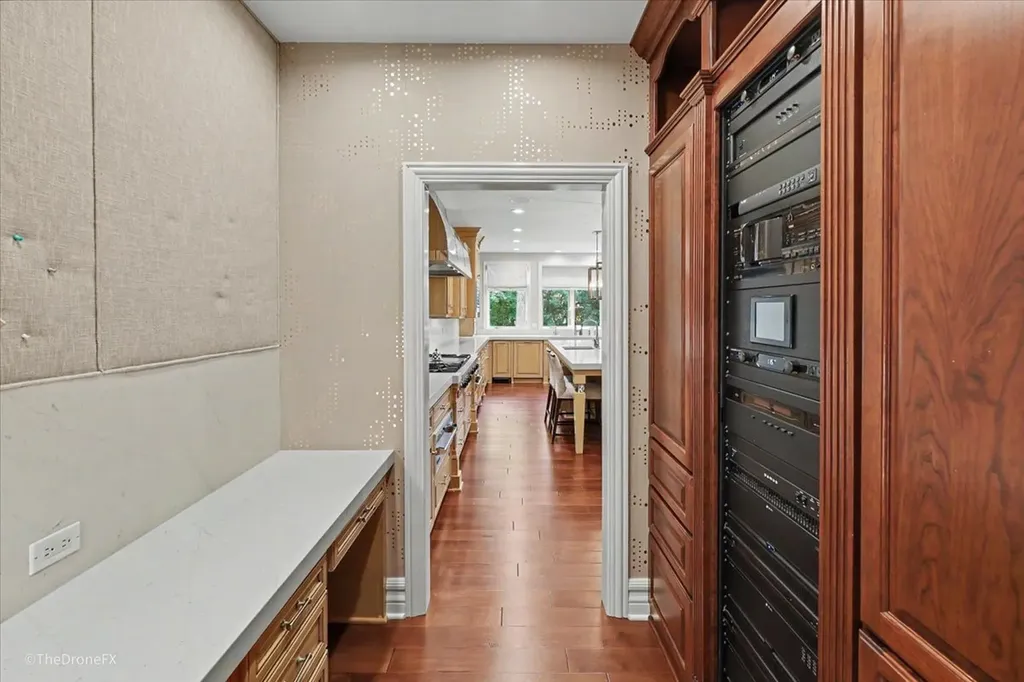 12 Carlisle Drive Oak Brook IL 60523