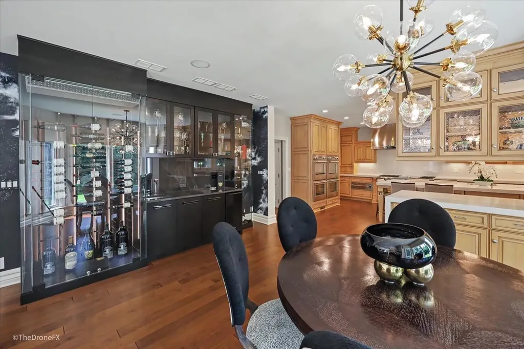 12 Carlisle Drive Oak Brook IL 60523