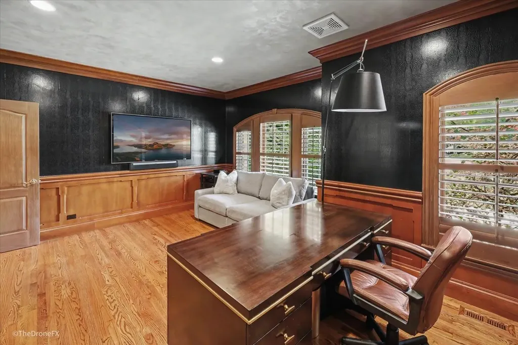 12 Carlisle Drive Oak Brook IL 60523