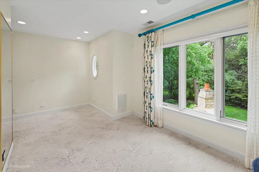 12 Carlisle Drive Oak Brook IL 60523