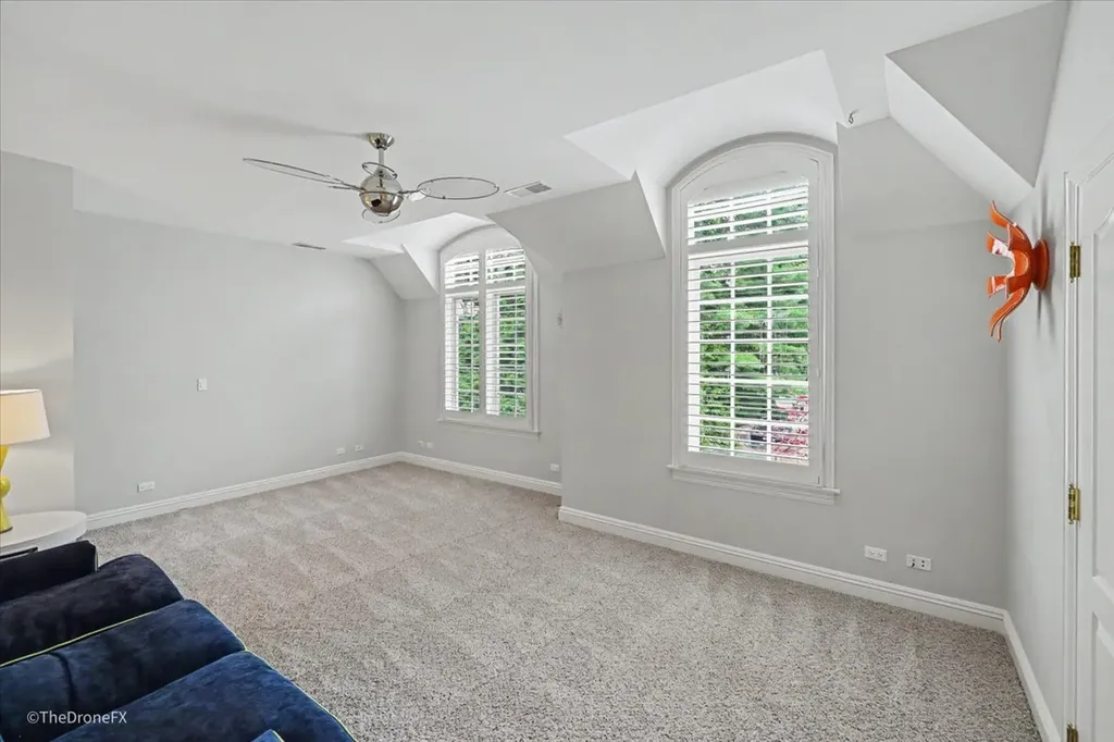 12 Carlisle Drive Oak Brook IL 60523