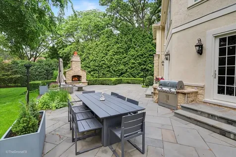 12 Carlisle Drive Oak Brook IL 60523