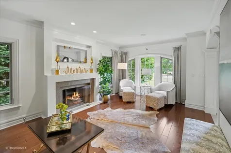 12 Carlisle Drive Oak Brook IL 60523