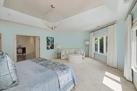 12 Carlisle Drive Oak Brook IL 60523