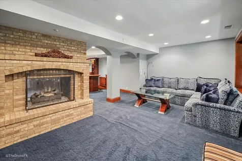 12 Carlisle Drive Oak Brook IL 60523