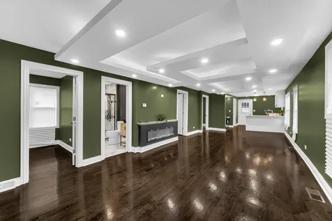 14135 Lincoln Avenue Dolton IL 60419
