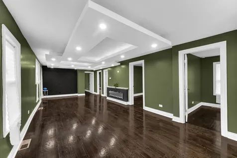 14135 Lincoln Avenue Dolton IL 60419
