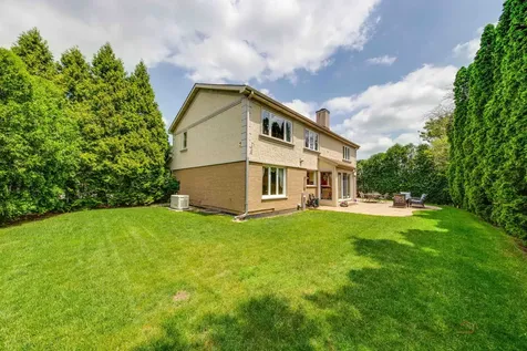 3903 Kiess Drive Glenview IL 60026