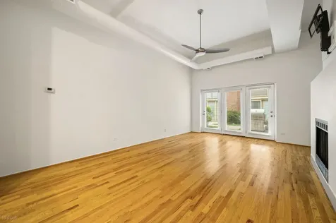 1100 West Cornelia Avenue Chicago IL 60657
