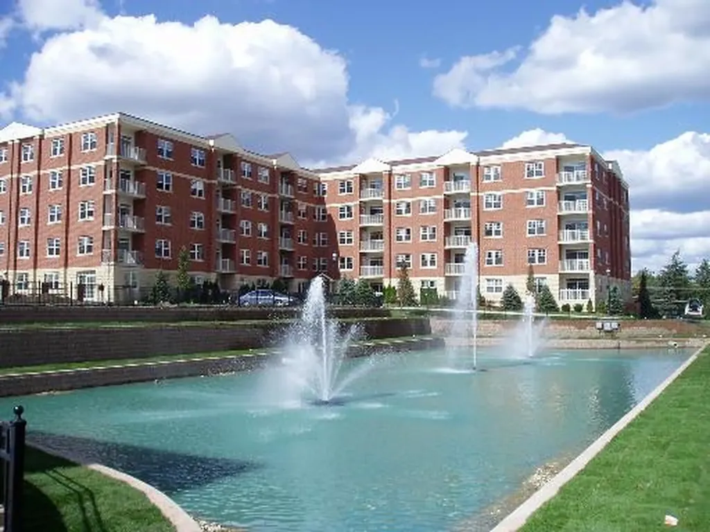 1 Itasca Place Itasca IL 60143