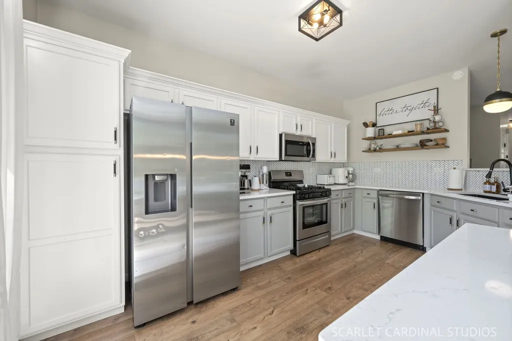 24021 West Pear Tree Circle Plainfield IL 60585